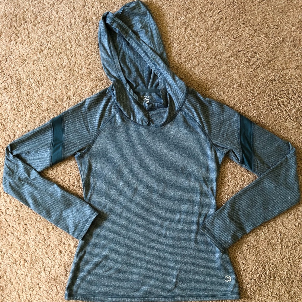 Long sleeves sweat shirt